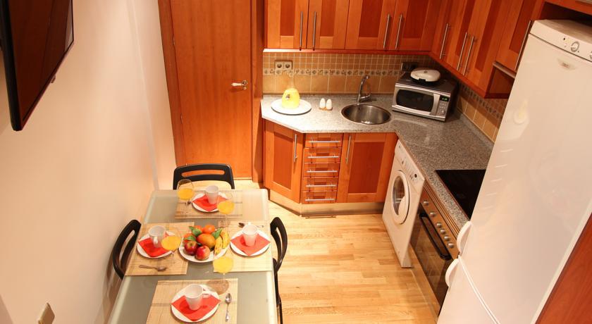 Apartamentos Good Stay Prado Madrid Rom bilde