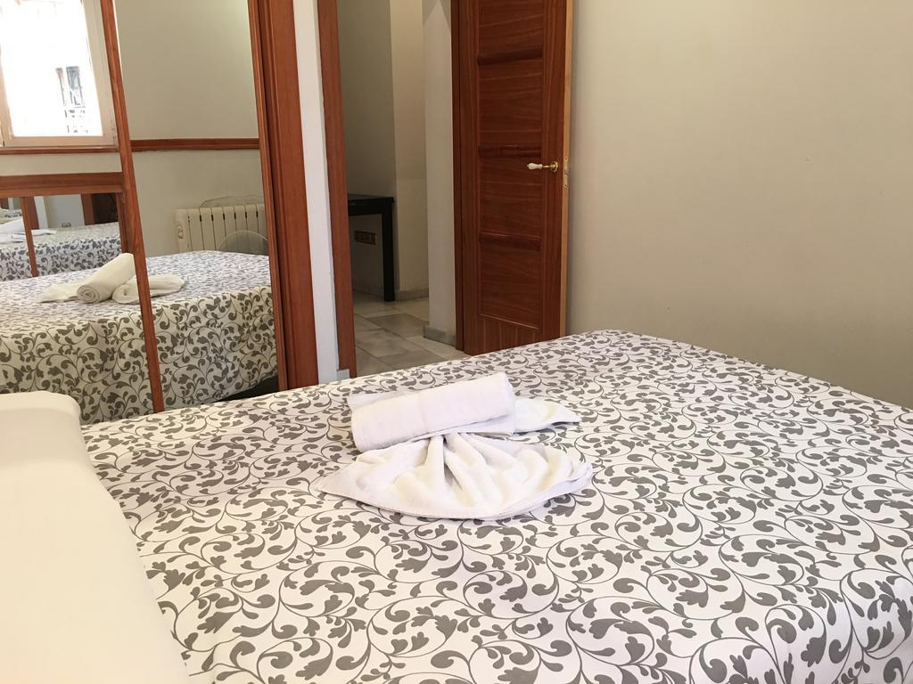 Apartamentos Good Stay Prado Madrid Eksteriør bilde