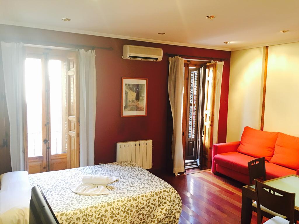 Apartamentos Good Stay Prado Madrid Eksteriør bilde