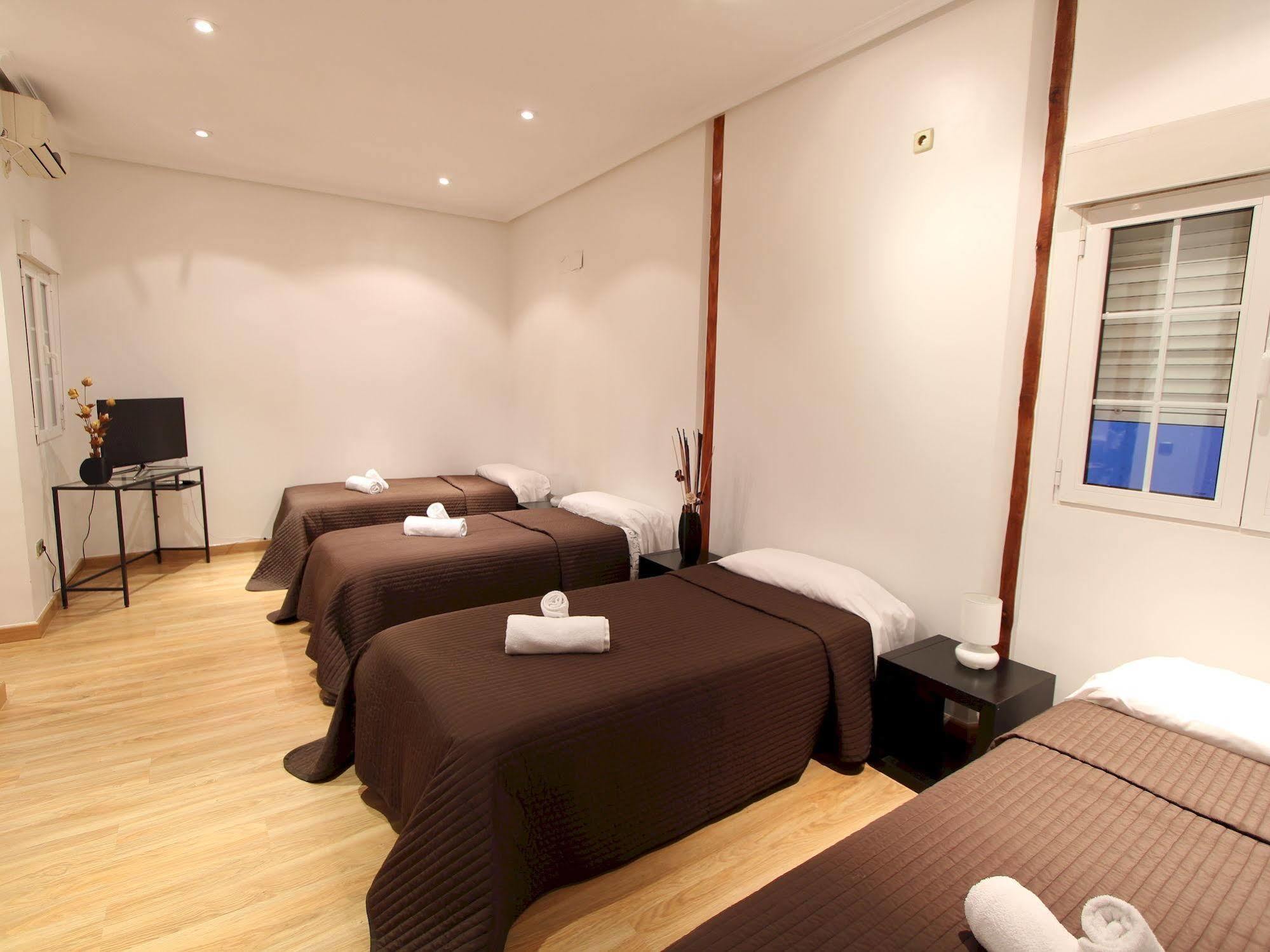 Apartamentos Good Stay Prado Madrid Eksteriør bilde