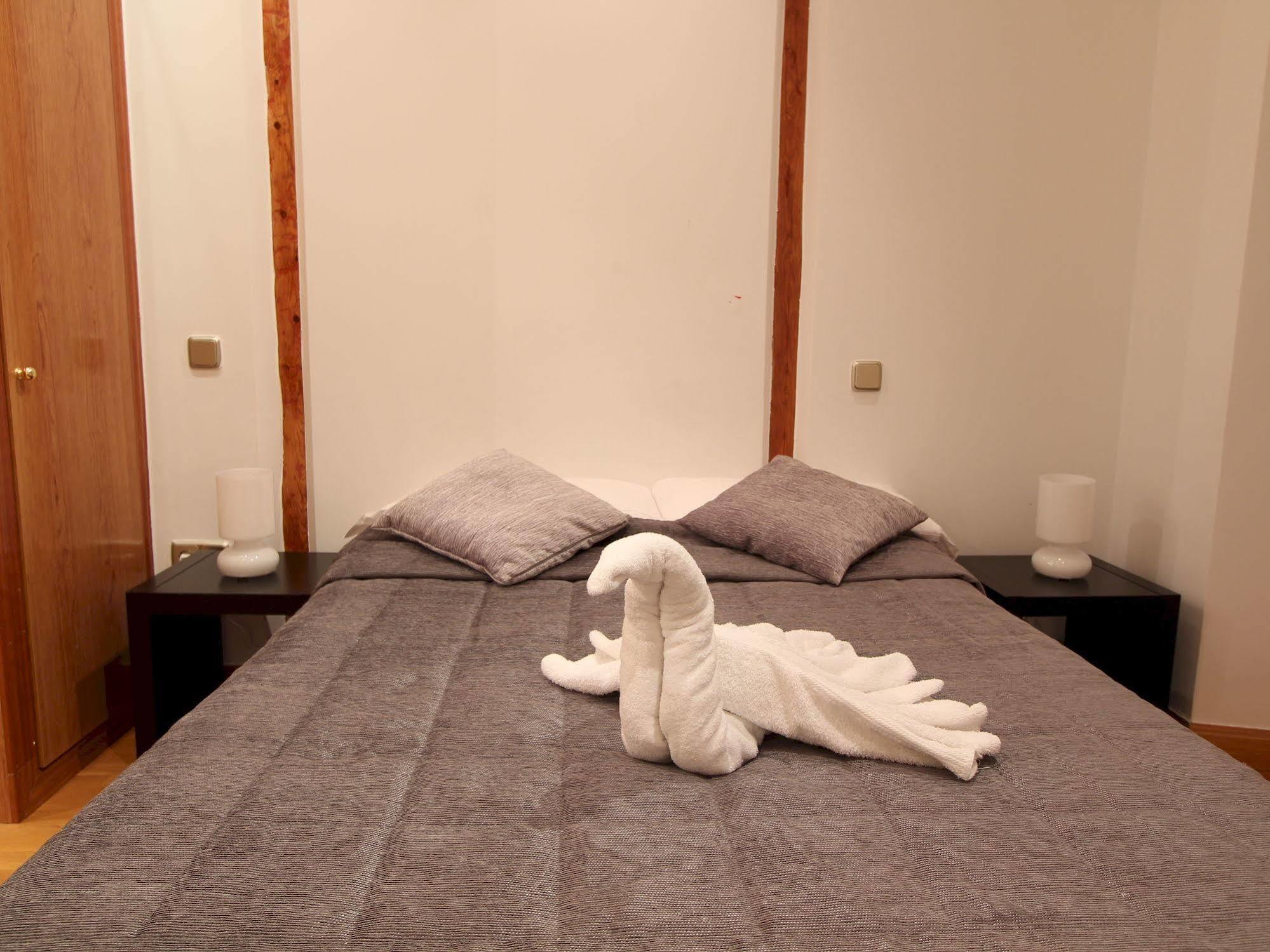 Apartamentos Good Stay Prado Madrid Eksteriør bilde