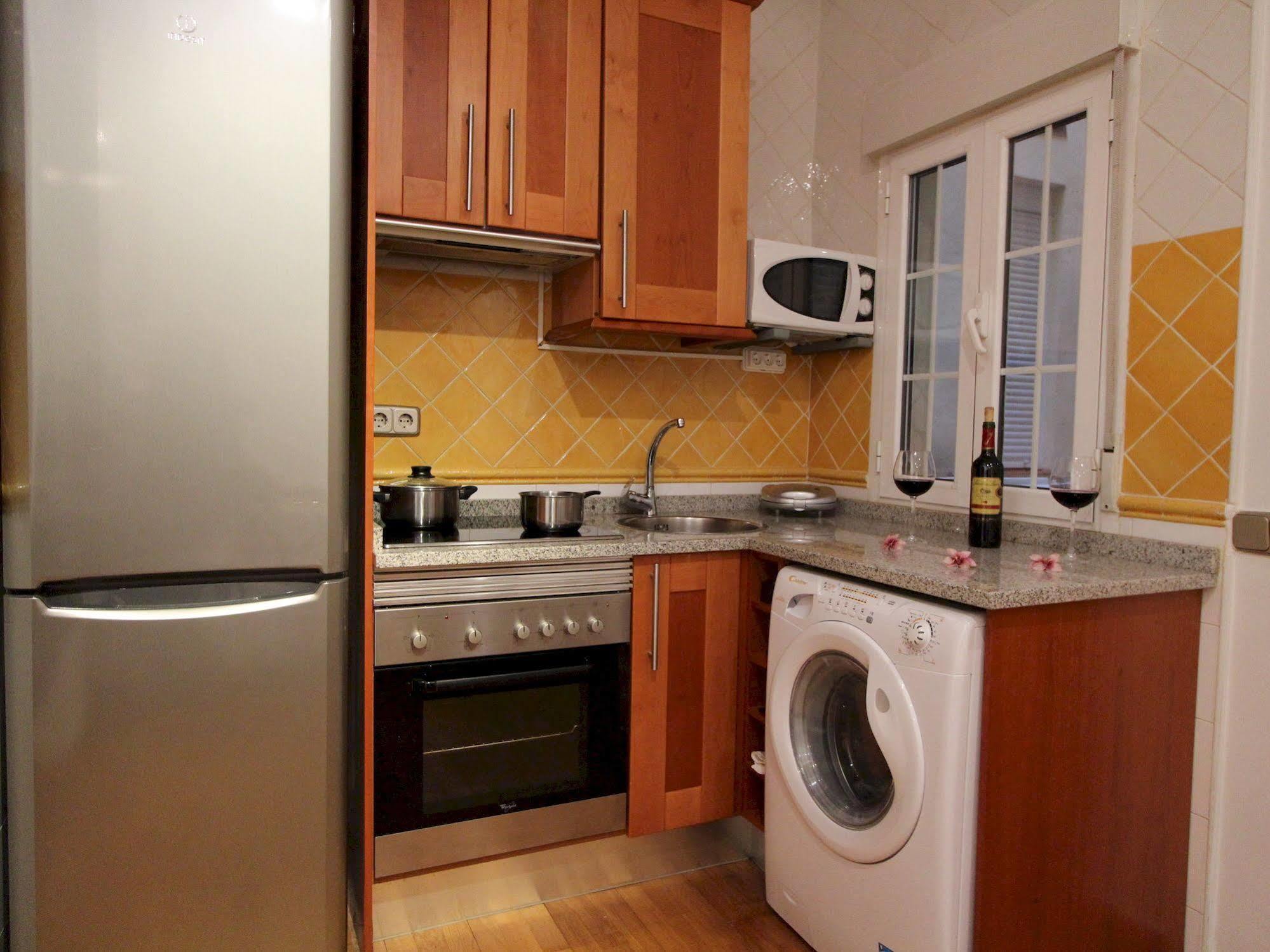 Apartamentos Good Stay Prado Madrid Eksteriør bilde
